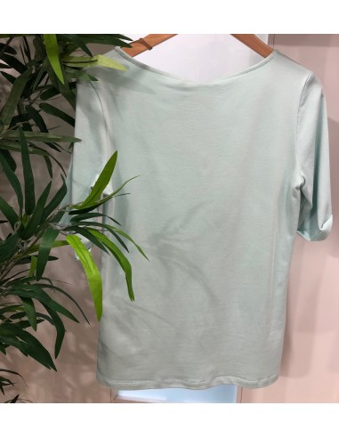 CAMISETA BÁSICA CUELLO REDONDO